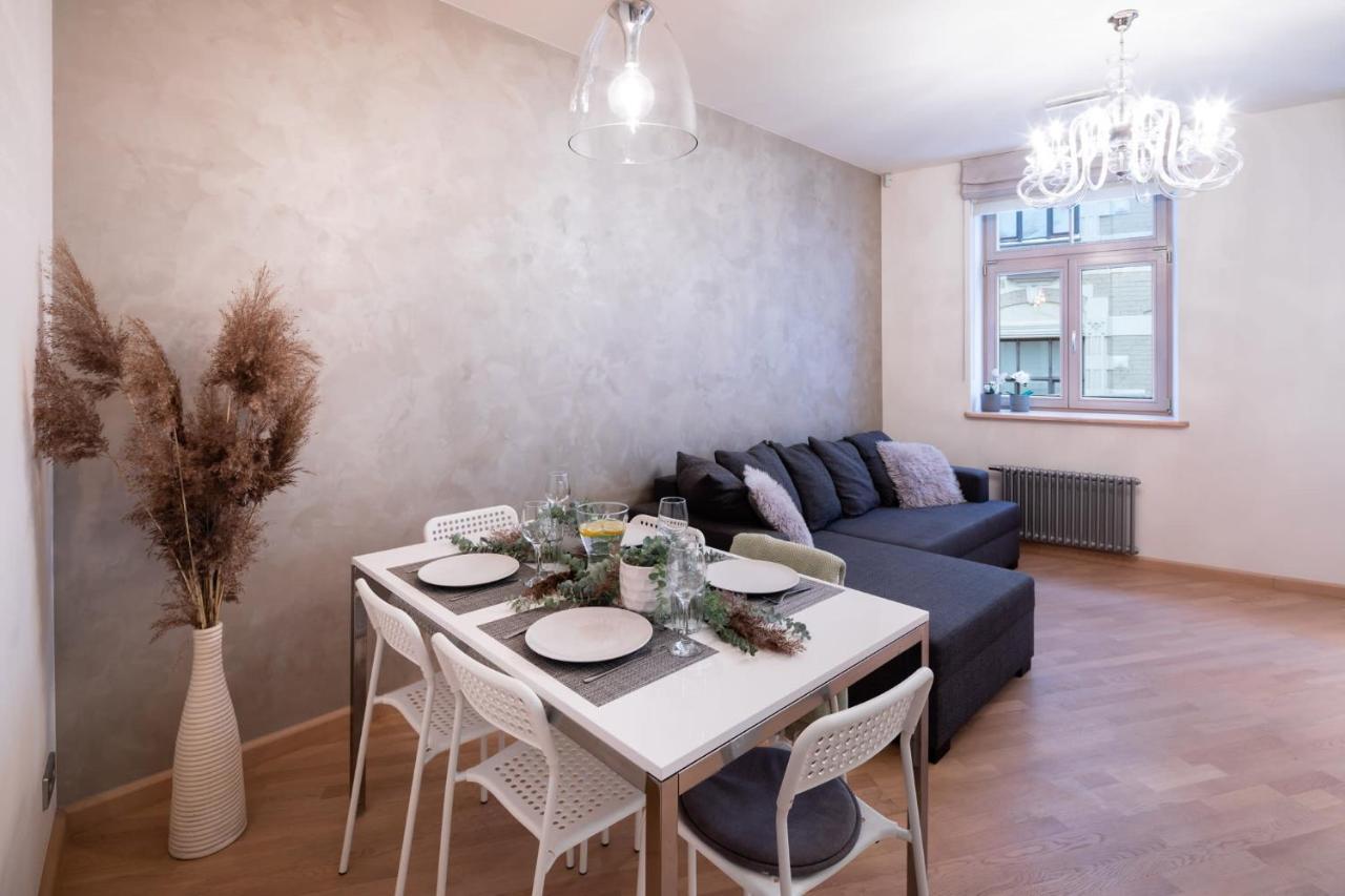 Old Riga Two Bedroom Apartment With 2 Bathrooms Eksteriør bilde